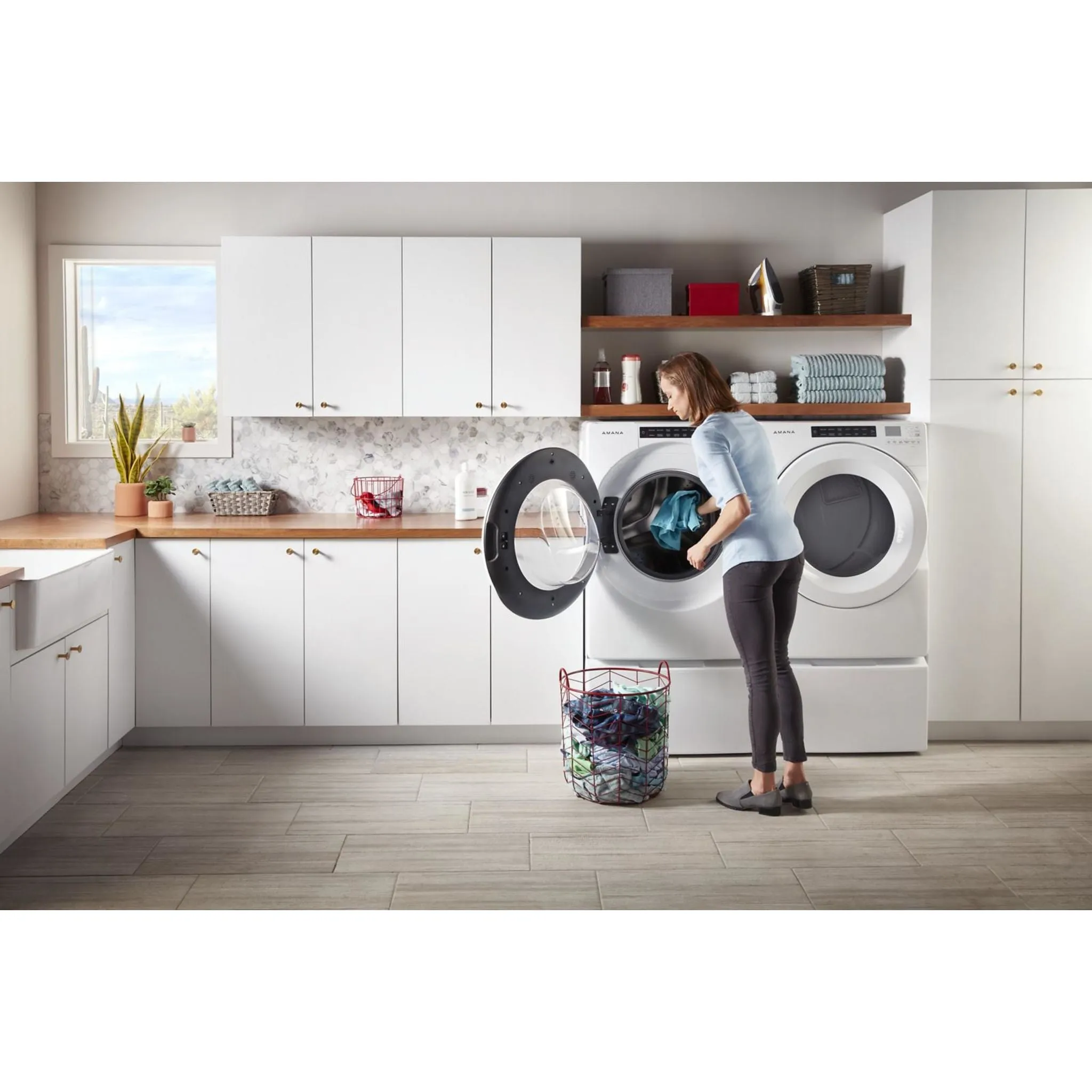 Amana 7.4 cu. ft. Front Load Electric Dryer with Moisture Sensors (YNED5800HW)